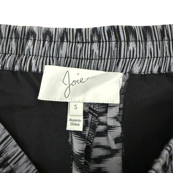 Joie Black and Gray Shorts with Elastic Waistband Like New - Picture 7 of 8